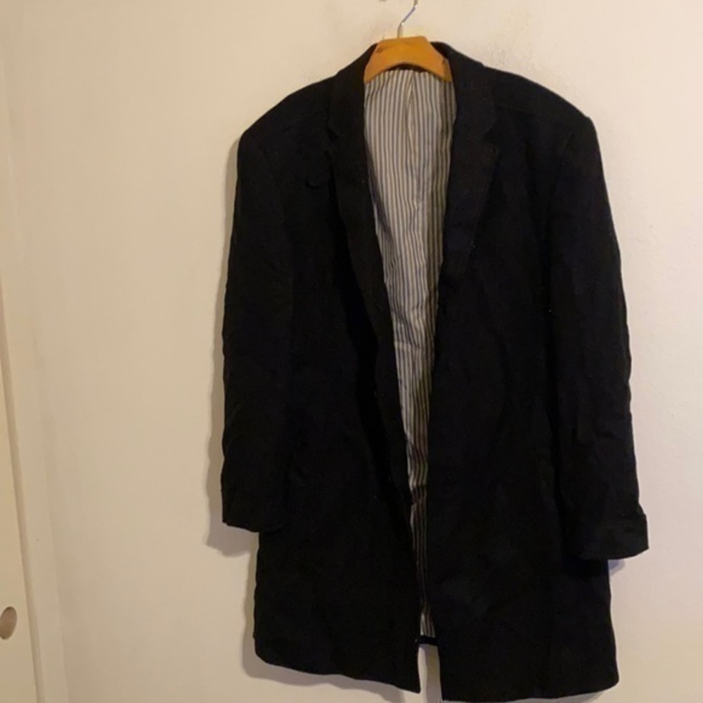 MP3 SOLID BLACK JACKET SIZE LARGE